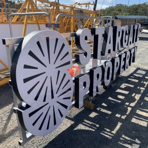 TOWERCRANE SIGNAGE